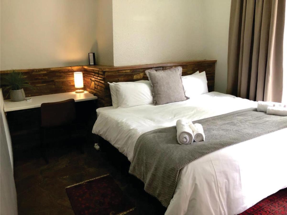 Beesdam Guesthouse Potchefstroom Exterior foto
