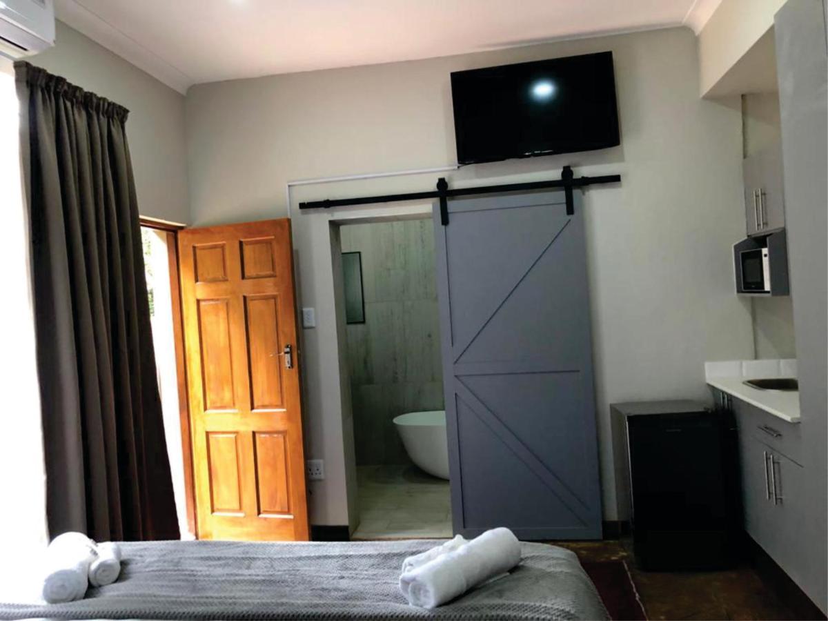 Beesdam Guesthouse Potchefstroom Exterior foto