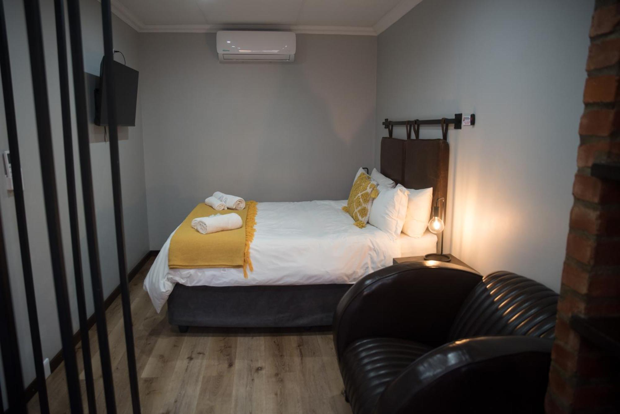 Beesdam Guesthouse Potchefstroom Exterior foto